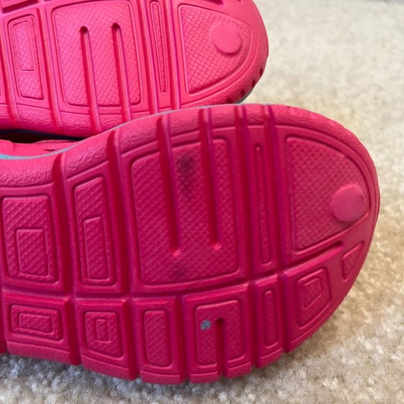 Pink Toddler Clog Sneaker - Size S 5/6 - NWT - Picture 7 of 7